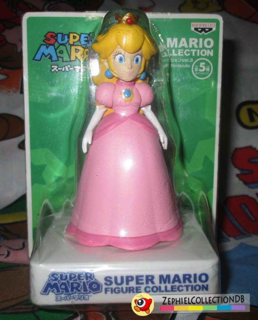 Super Mario Peach Figure